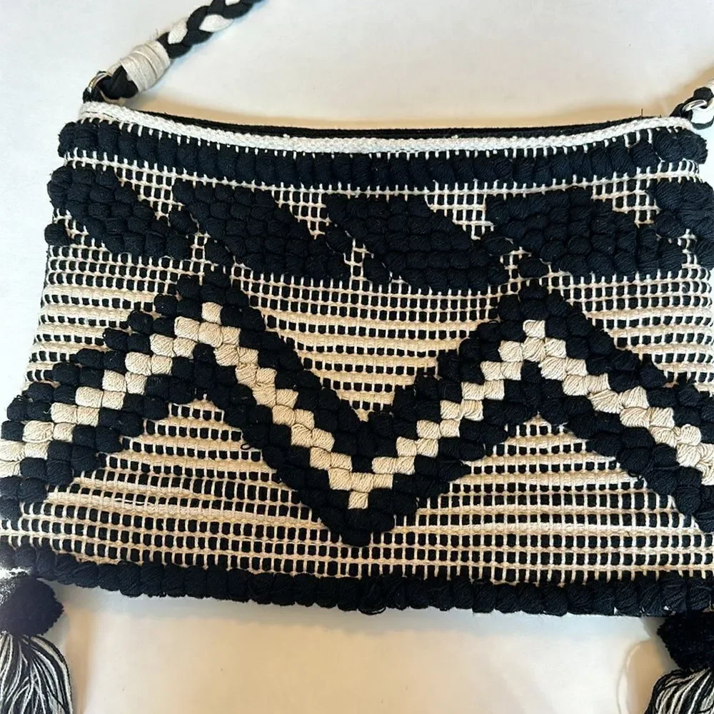 AMERICA & BEYOND Women's Woven Fringe Crossbody Bag Purse Black/White